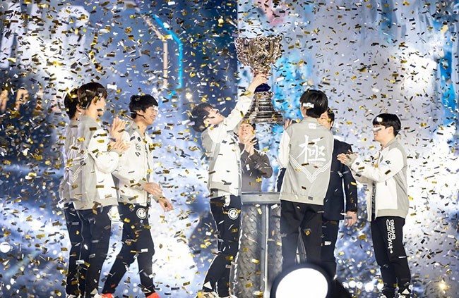 英雄联盟全球总决赛:LPL、LCK、LEC赛区齐聚上海,无观众比赛开启电竞新篇章-中欧电竞 英雄联盟全球总决赛:LPL、LCK、LEC赛区齐聚上海,无观众比赛开启电竞新篇章-中欧电竞